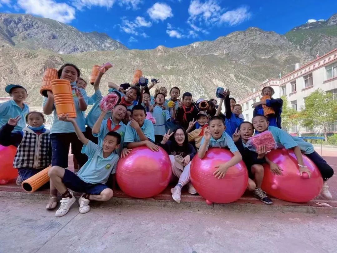 南海的风吹到了边疆——记MK网页版登录入口援疆援藏师生